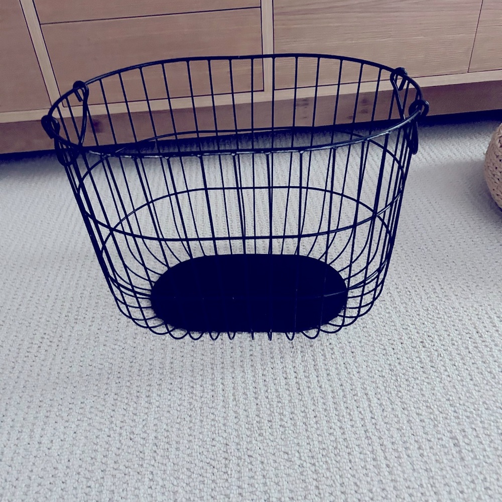 Farmhouse Metal Basket with Handles